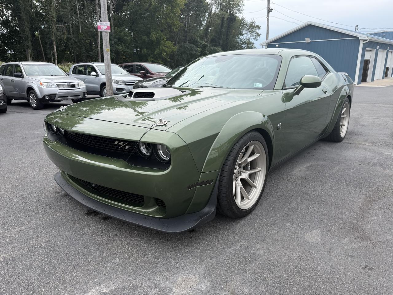 Dodge Challenger R/T Scat Pack Widebody RWD 2023