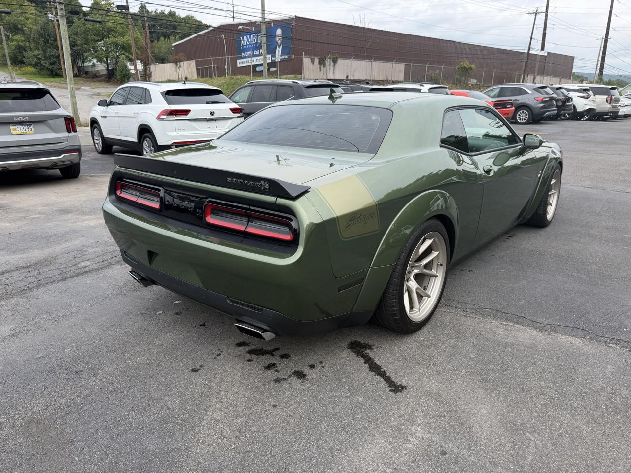 Dodge Challenger R/T Scat Pack Widebody RWD 2023
