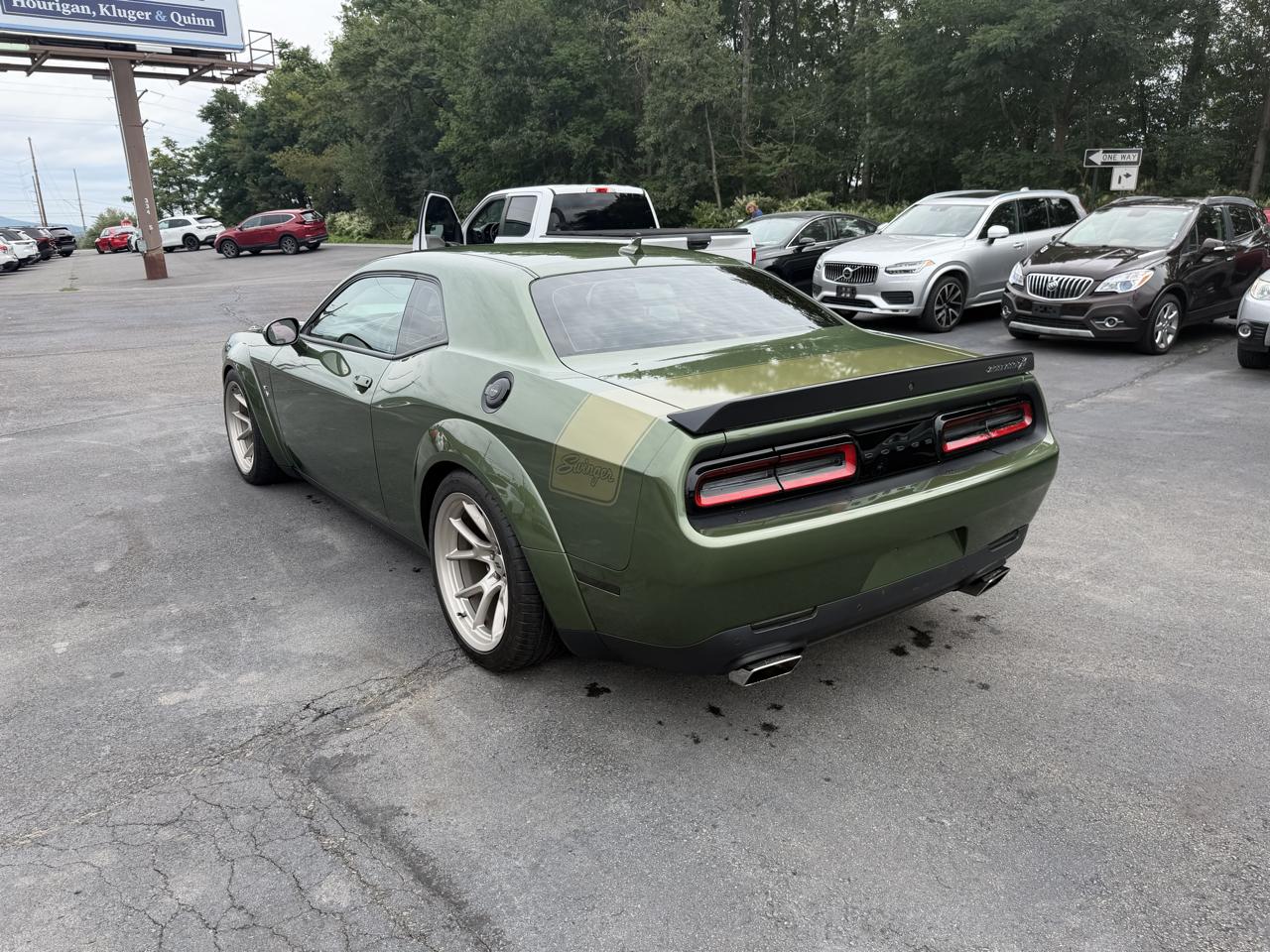 Dodge Challenger R/T Scat Pack Widebody RWD 2023