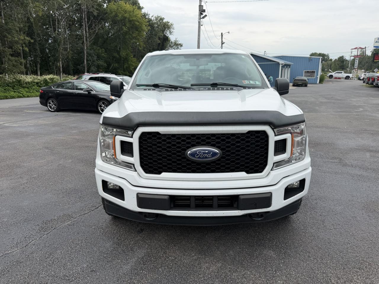Ford F-150 4WD SuperCrew 145" STX 2018