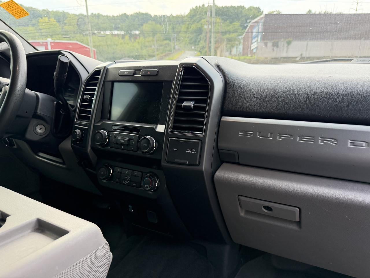 Ford Super Duty F-350 SRW XLT 4WD SuperCab 8' Box 2022