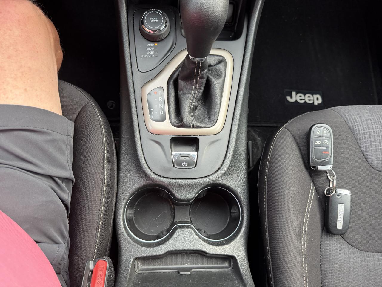 Jeep Cherokee 4WD 4dr Latitude 2015