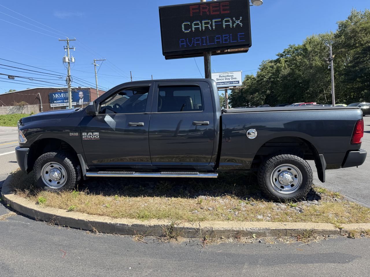 RAM 2500 4WD Crew Cab 149" Tradesman 2014