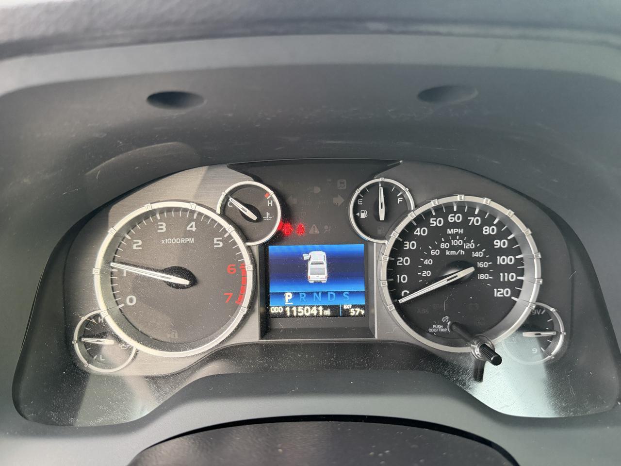 Toyota Tundra 4WD Truck Double Cab 5.7L FFV V8 6-Spd AT SR (Natl) 2016
