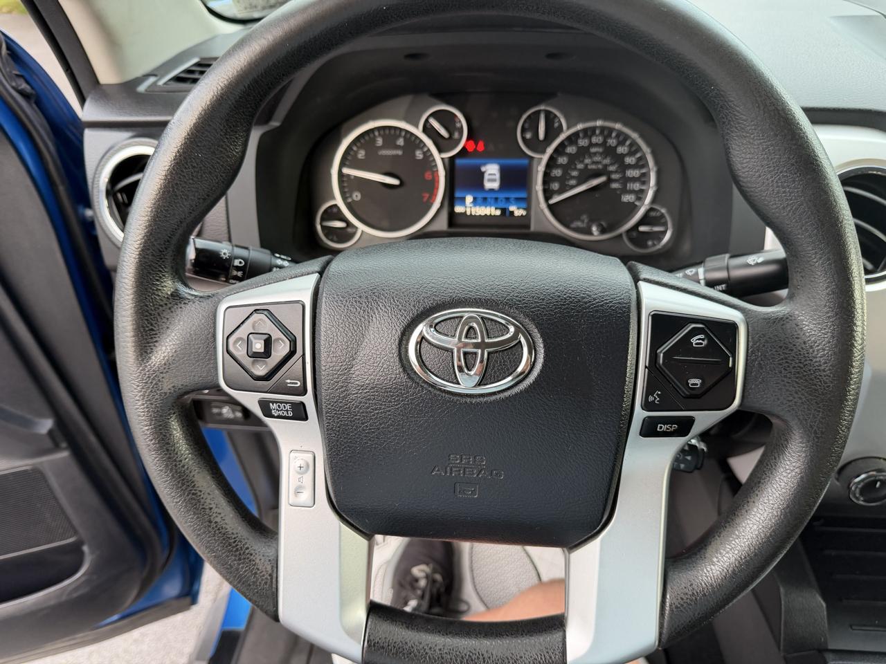 Toyota Tundra 4WD Truck Double Cab 5.7L FFV V8 6-Spd AT SR (Natl) 2016