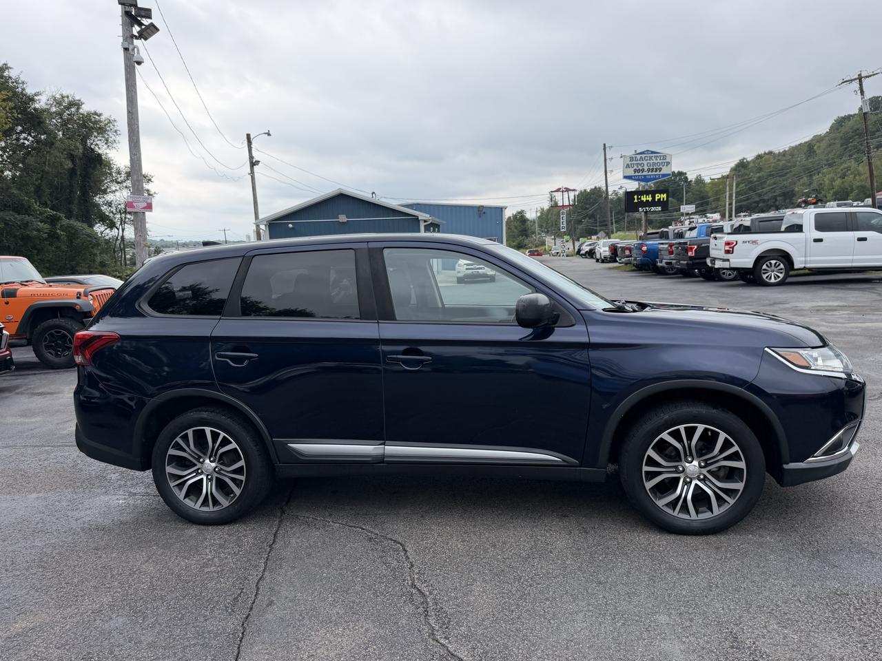 Mitsubishi Outlander ES S-AWC 2017