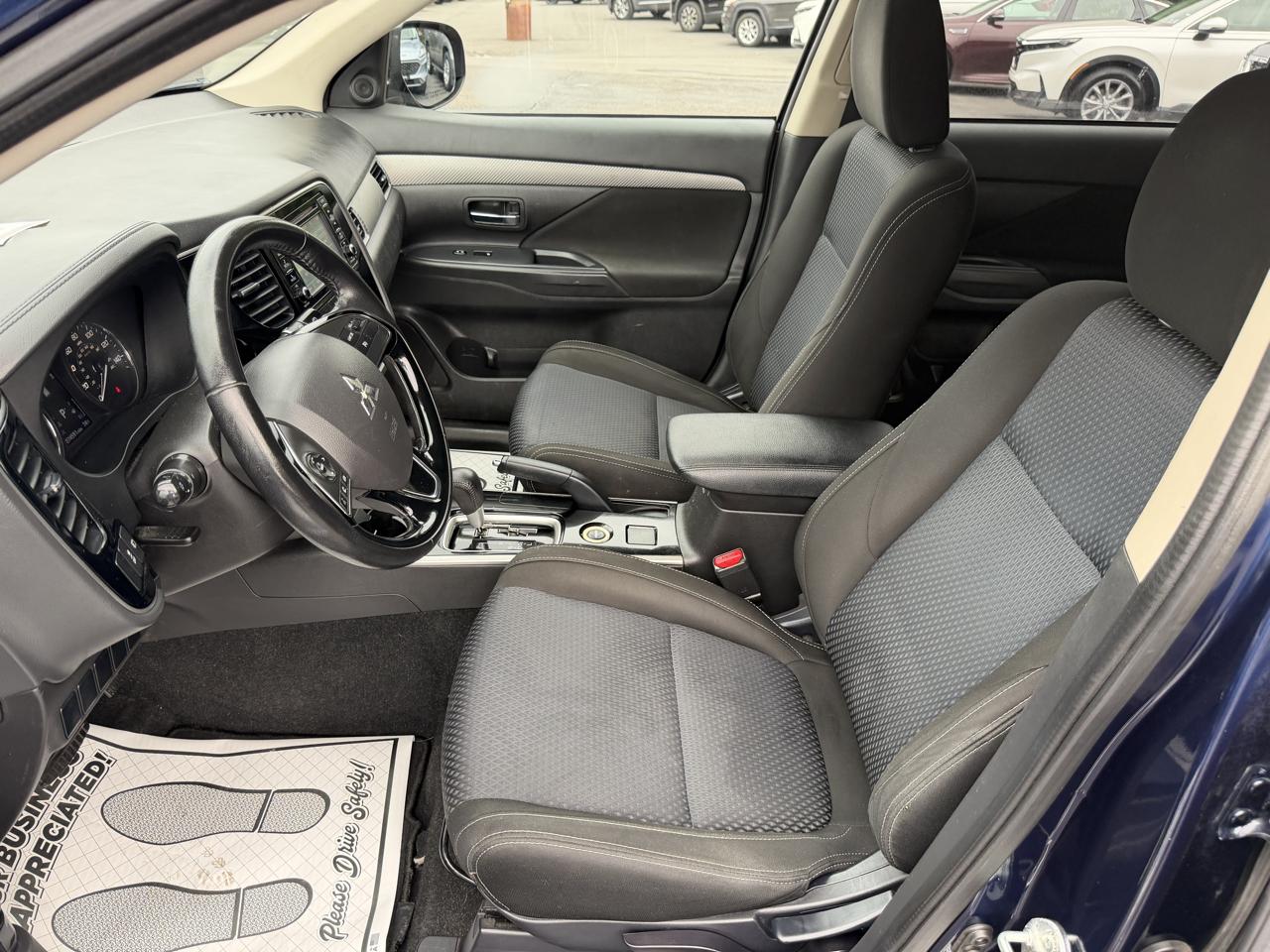 Mitsubishi Outlander ES S-AWC 2017