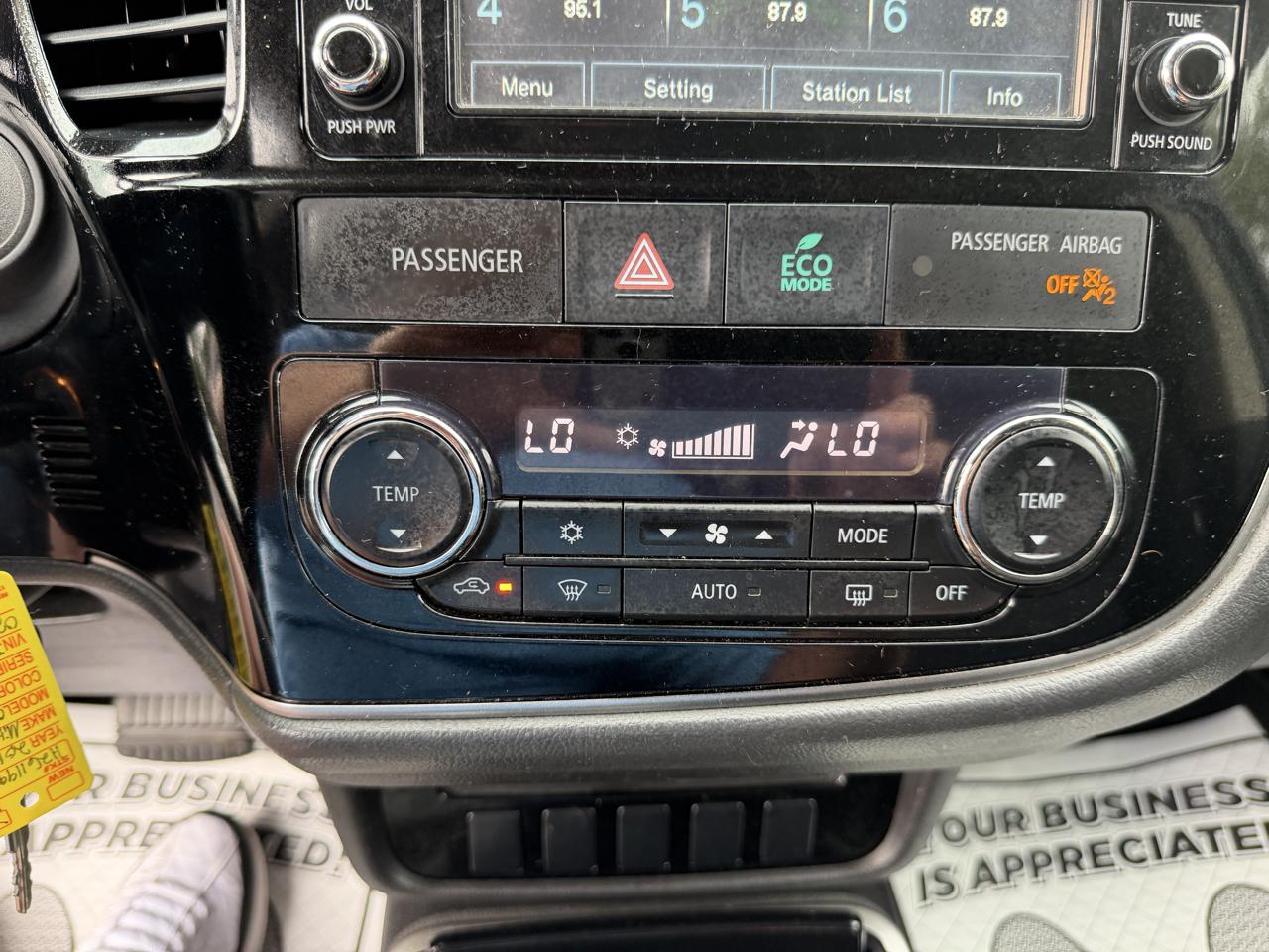 Mitsubishi Outlander ES S-AWC 2017