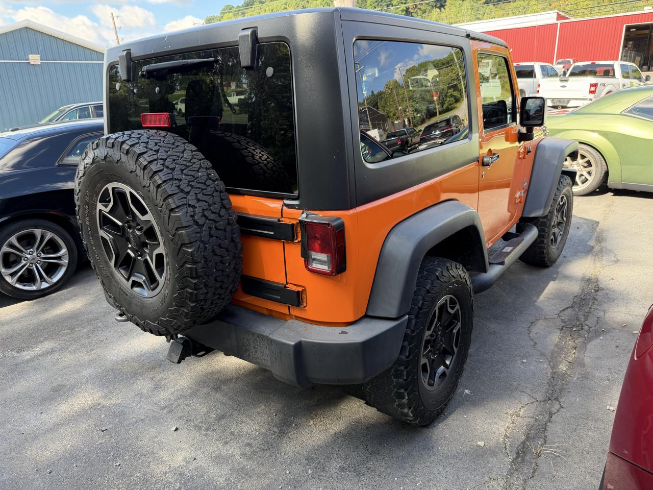 Jeep Wrangler 4WD 2dr Rubicon 2012