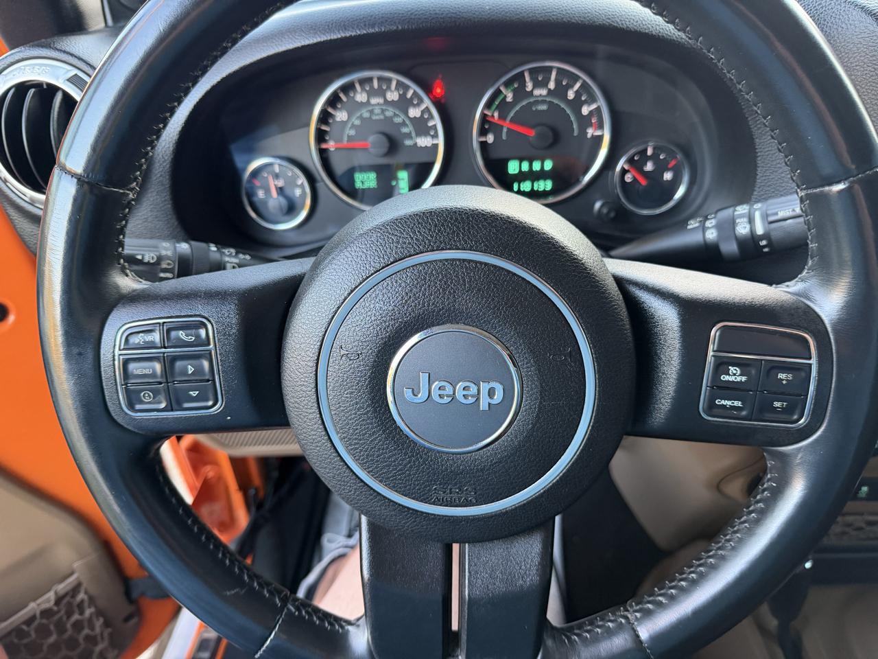 Jeep Wrangler photo 14