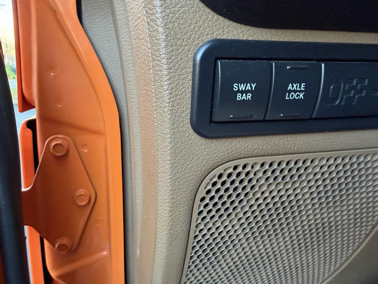 Jeep Wrangler photo 15