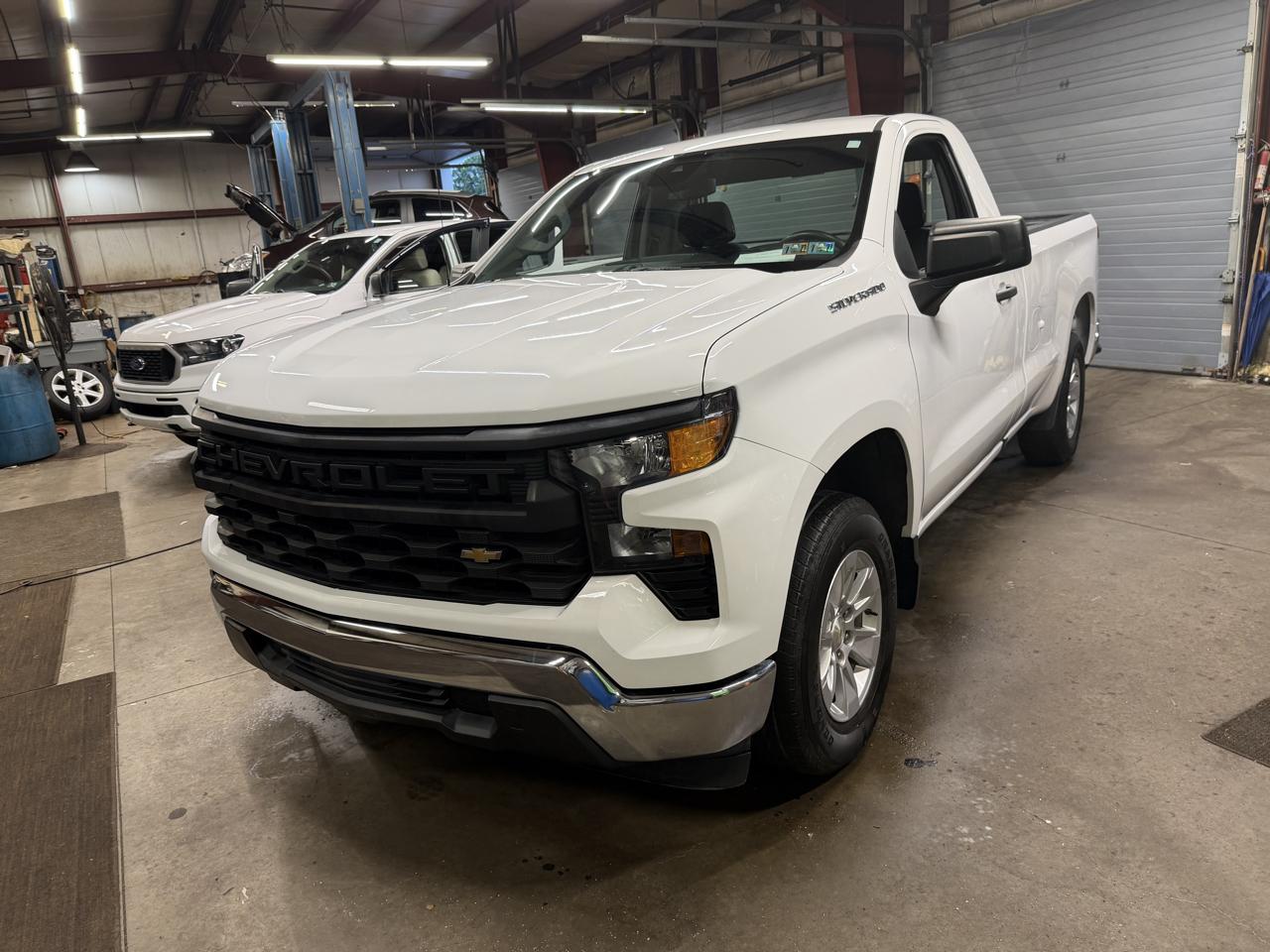 2023 Chevrolet Silverado 1500 2WD Reg Cab 140" Work Truck