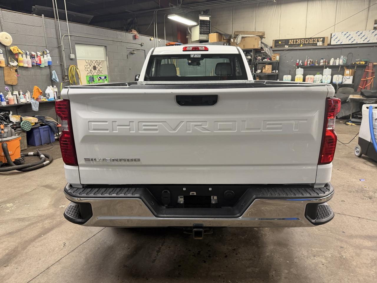 Chevrolet Silverado 1500 2WD Reg Cab 140" Work Truck 2023