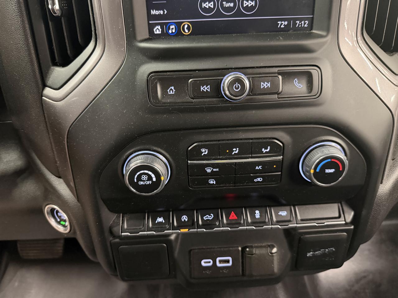Chevrolet Silverado 1500 2WD Reg Cab 140" Work Truck 2023
