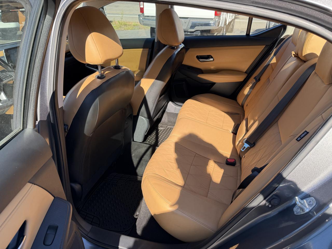 Nissan Sentra photo 12