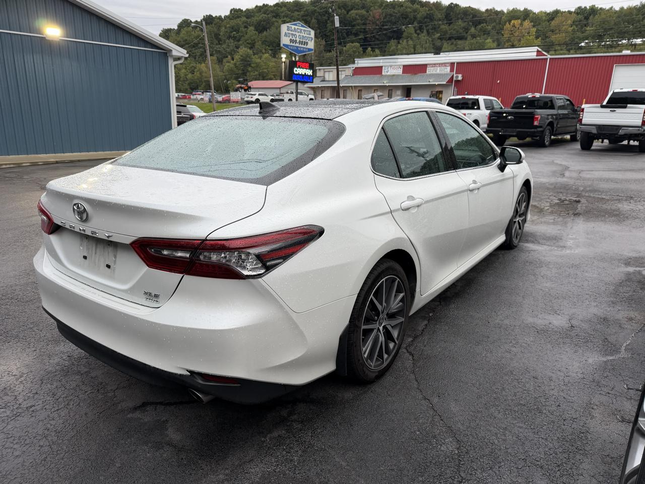 Toyota Camry XLE Auto AWD (Natl) 2024