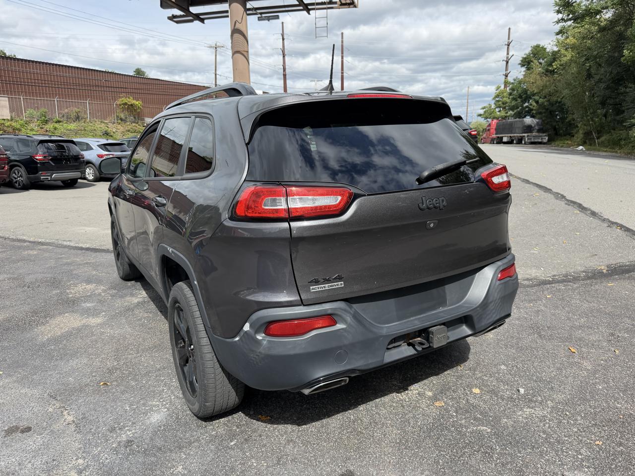 Jeep Cherokee 4WD 4dr Altitude *Ltd Avail* 2016