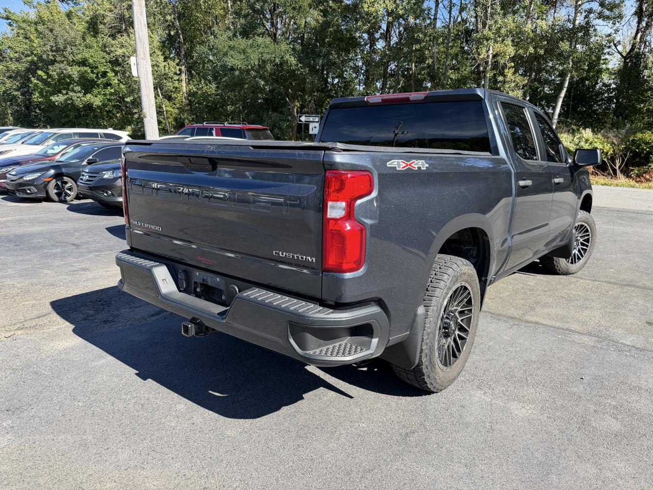 Chevrolet Silverado 1500 LTD 4WD Crew Cab 147" Custom 2022