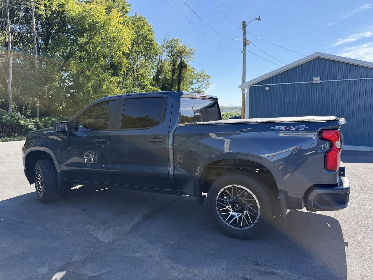 Chevrolet Silverado 1500 LTD 4WD Crew Cab 147" Custom 2022