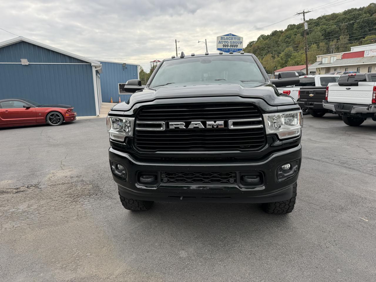 RAM 3500 Big Horn 4x4 Mega Cab 6'4" Box 2019