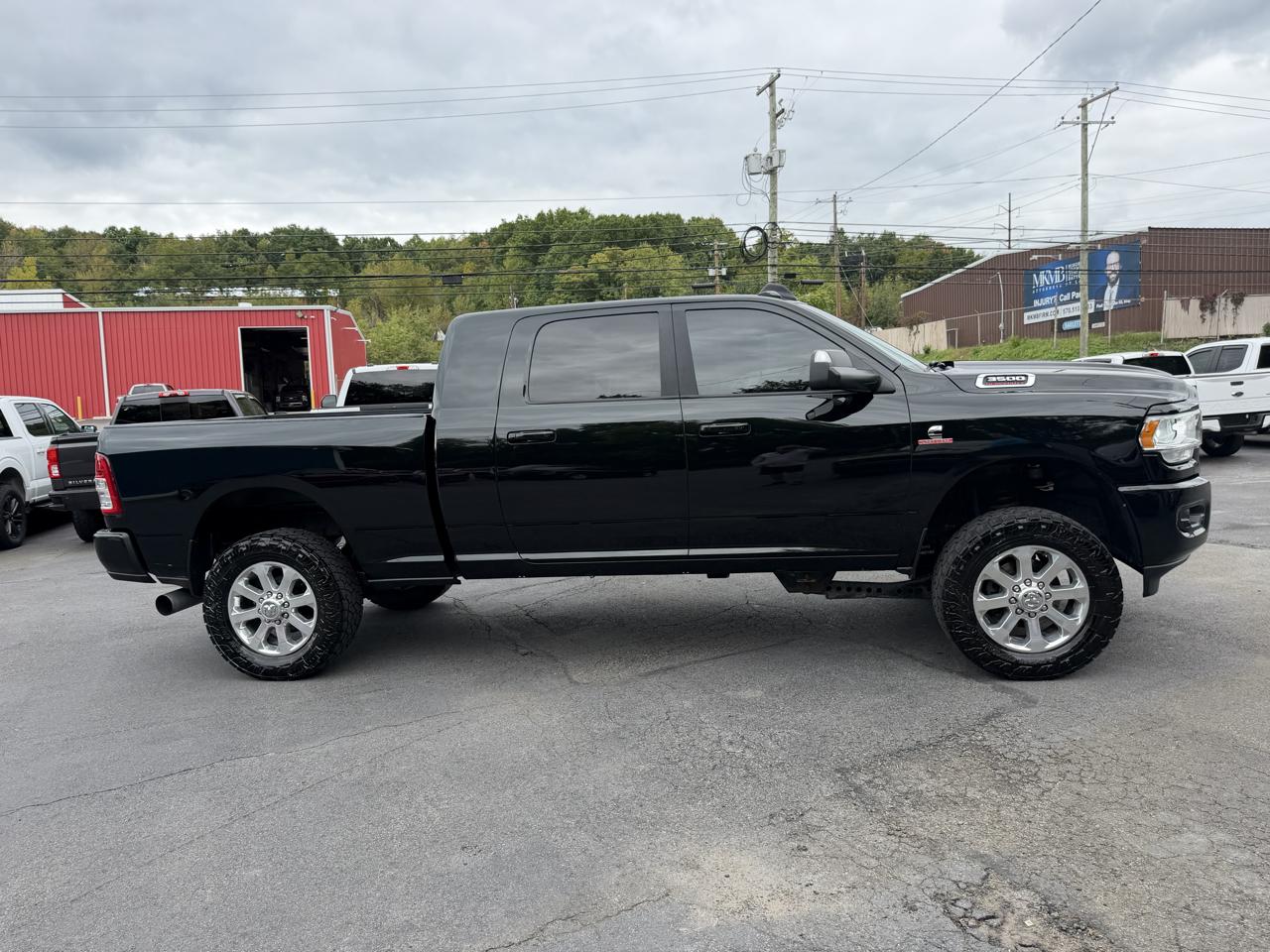 RAM 3500 Big Horn 4x4 Mega Cab 6'4" Box 2019