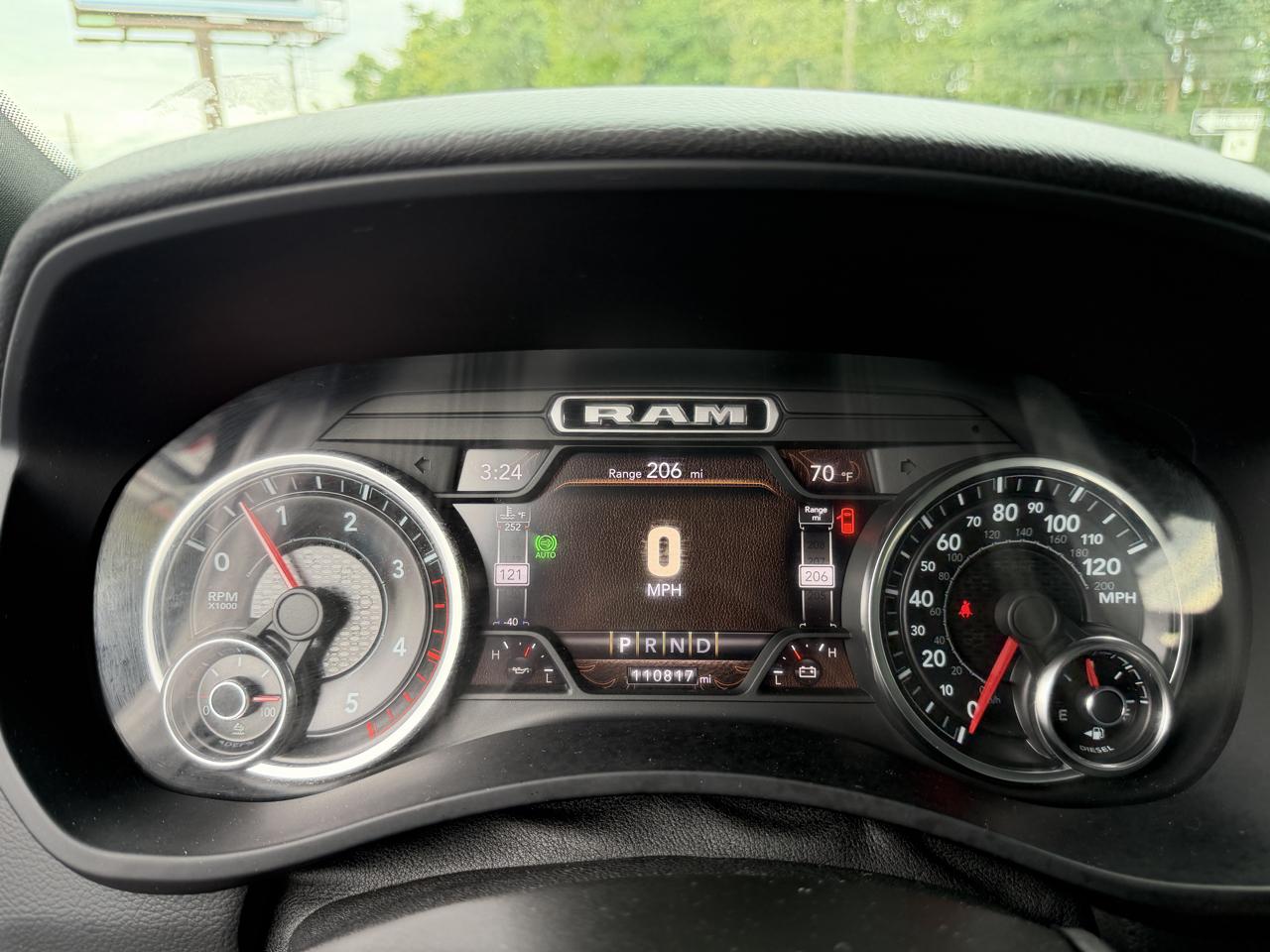 RAM 3500 Big Horn 4x4 Mega Cab 6'4" Box 2019