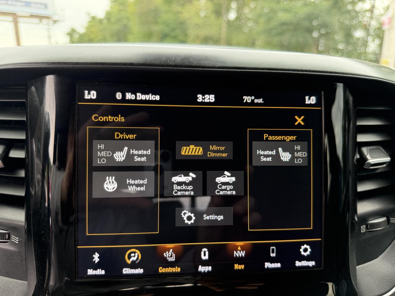 RAM 3500 Big Horn 4x4 Mega Cab 6'4" Box 2019