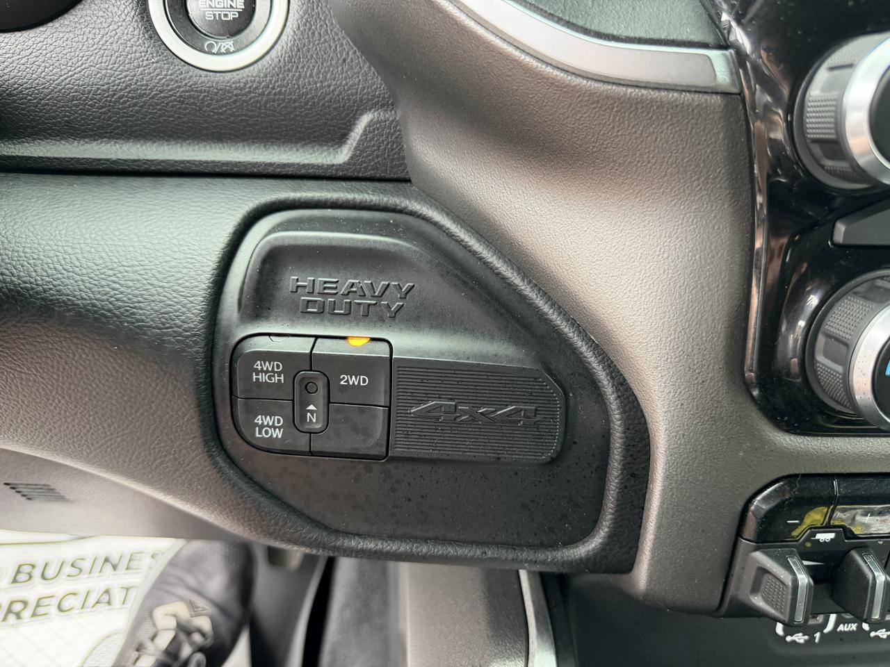 RAM 3500 Big Horn 4x4 Mega Cab 6'4" Box 2019