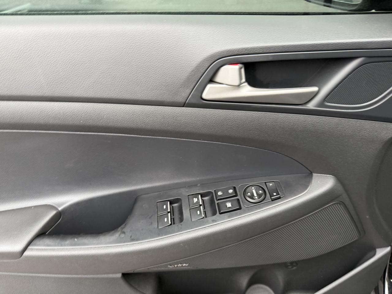Hyundai Tucson photo 9