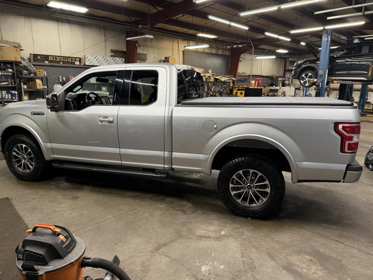 Ford F-150 4WD SuperCab 145" XLT 2018