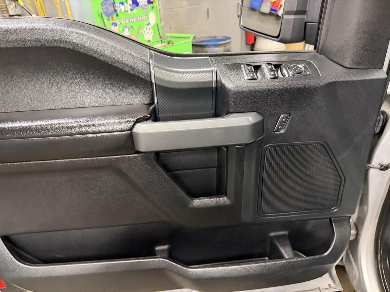 Ford F-150 4WD SuperCab 145" XLT 2018