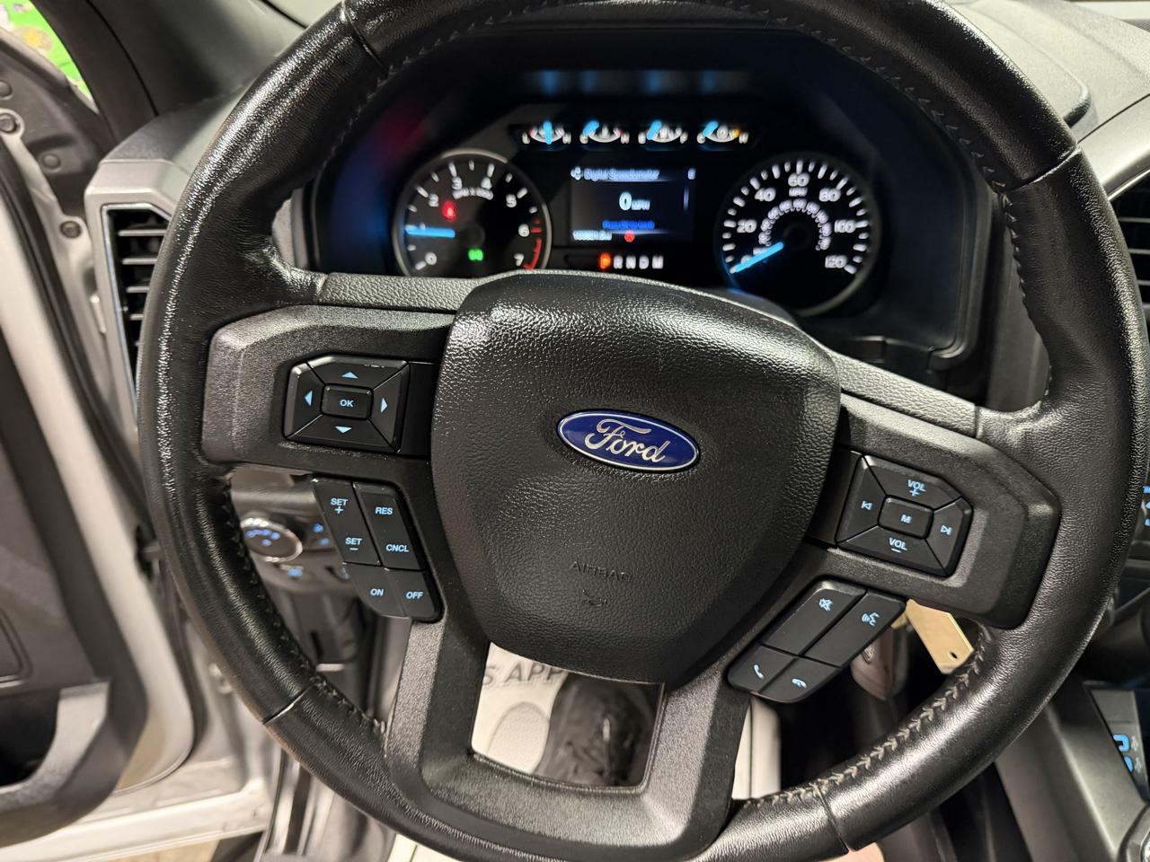 Ford F-150 4WD SuperCab 145" XLT 2018