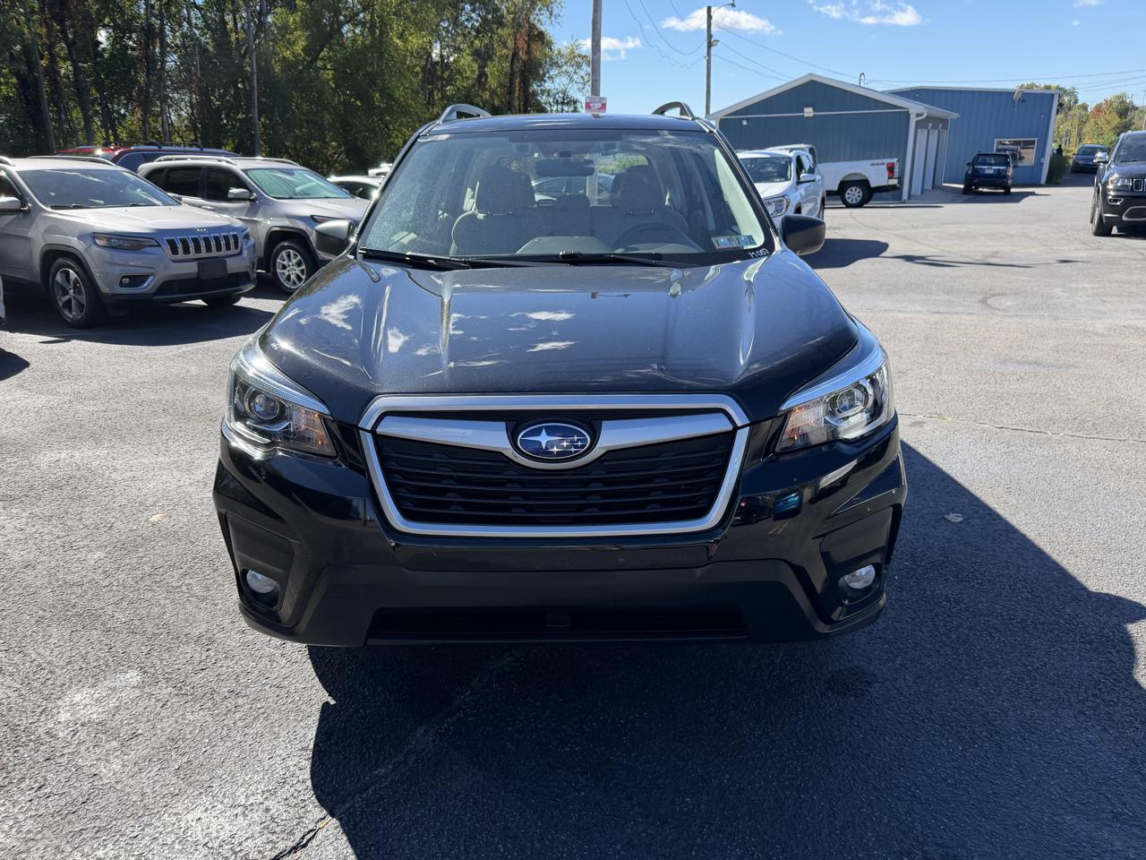 Subaru Forester photo 2