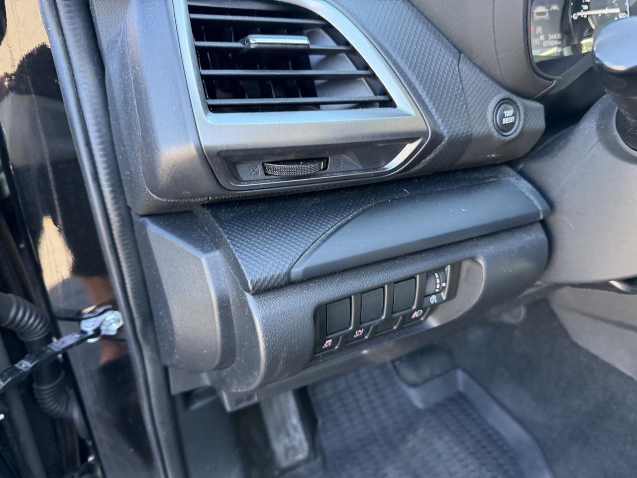 Subaru Forester photo 10