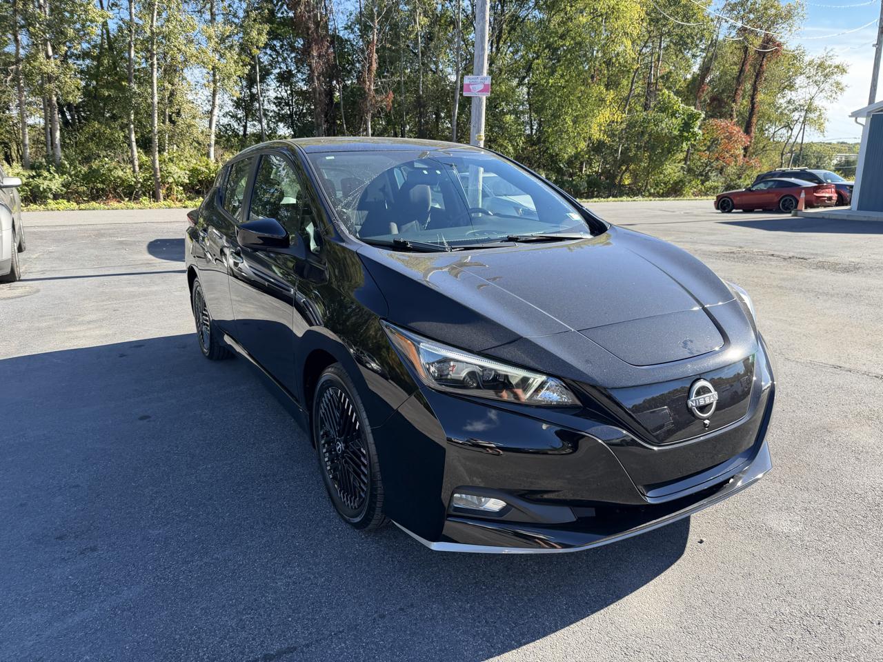 Nissan Leaf SV PLUS Hatchback 2024
