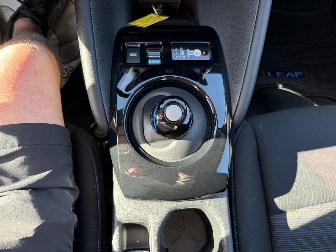Nissan Leaf SV PLUS Hatchback 2024