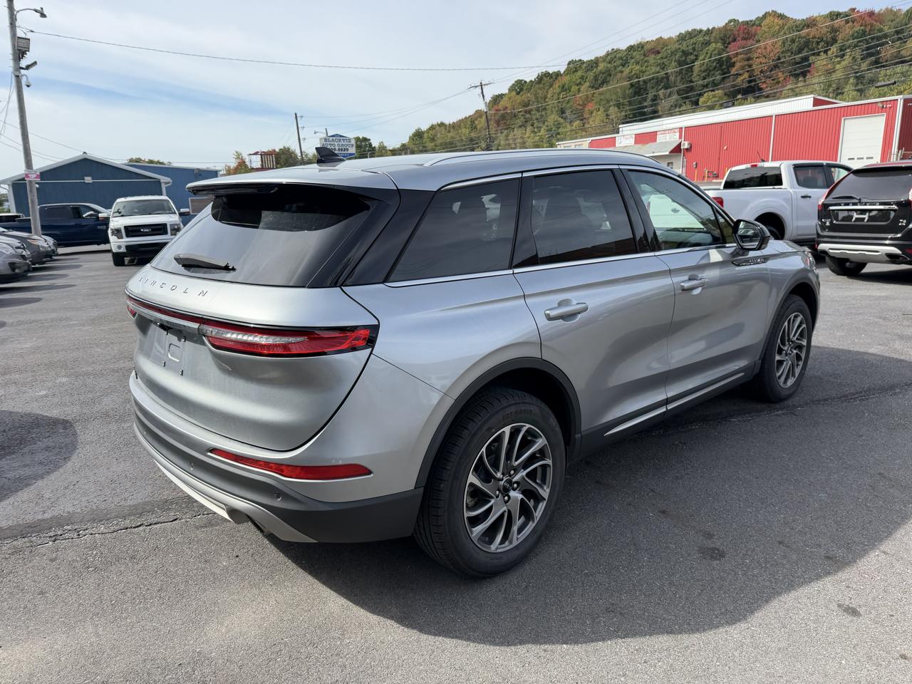 Lincoln Corsair Standard AWD 2022