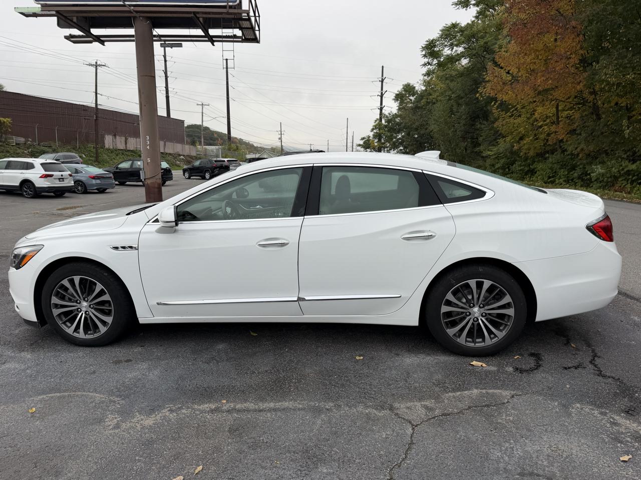 Buick LaCrosse 4dr Sdn Preferred FWD 2017