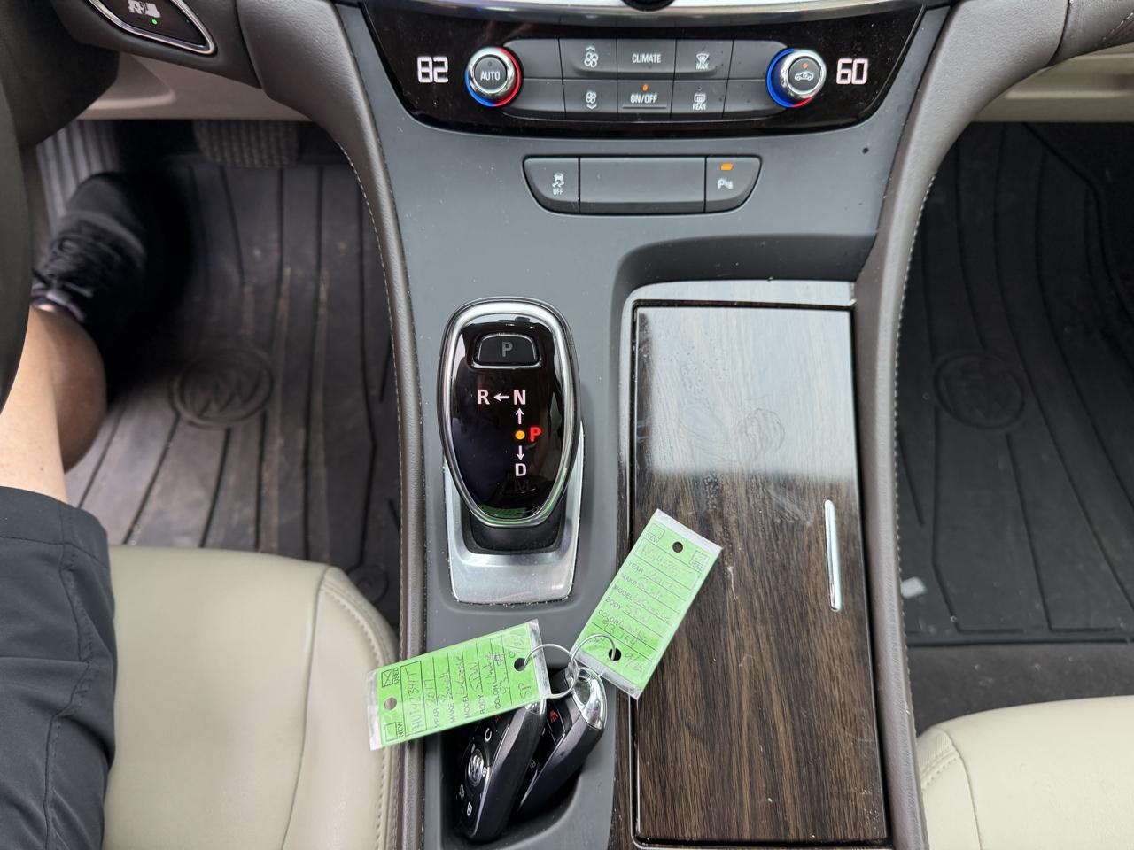 Buick LaCrosse 4dr Sdn Preferred FWD 2017