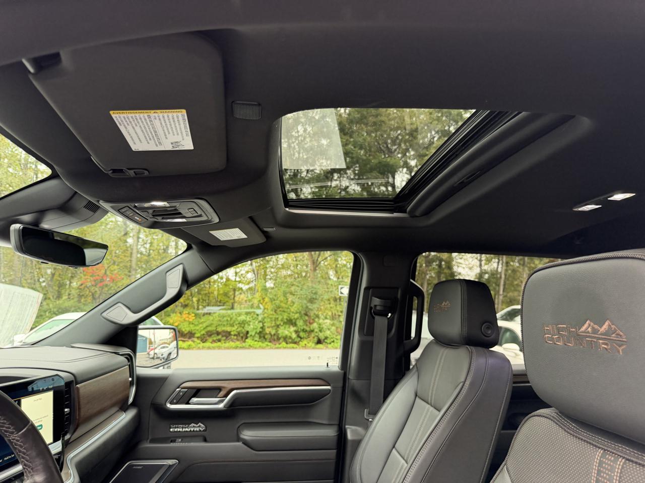Chevrolet Silverado 1500 4WD Crew Cab 147" High Country 2022