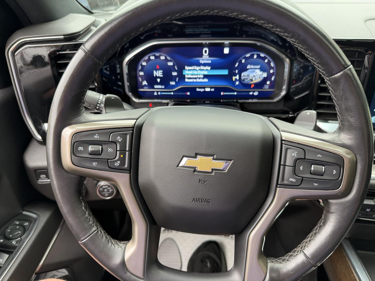 Chevrolet Silverado 1500 4WD Crew Cab 147" High Country 2022