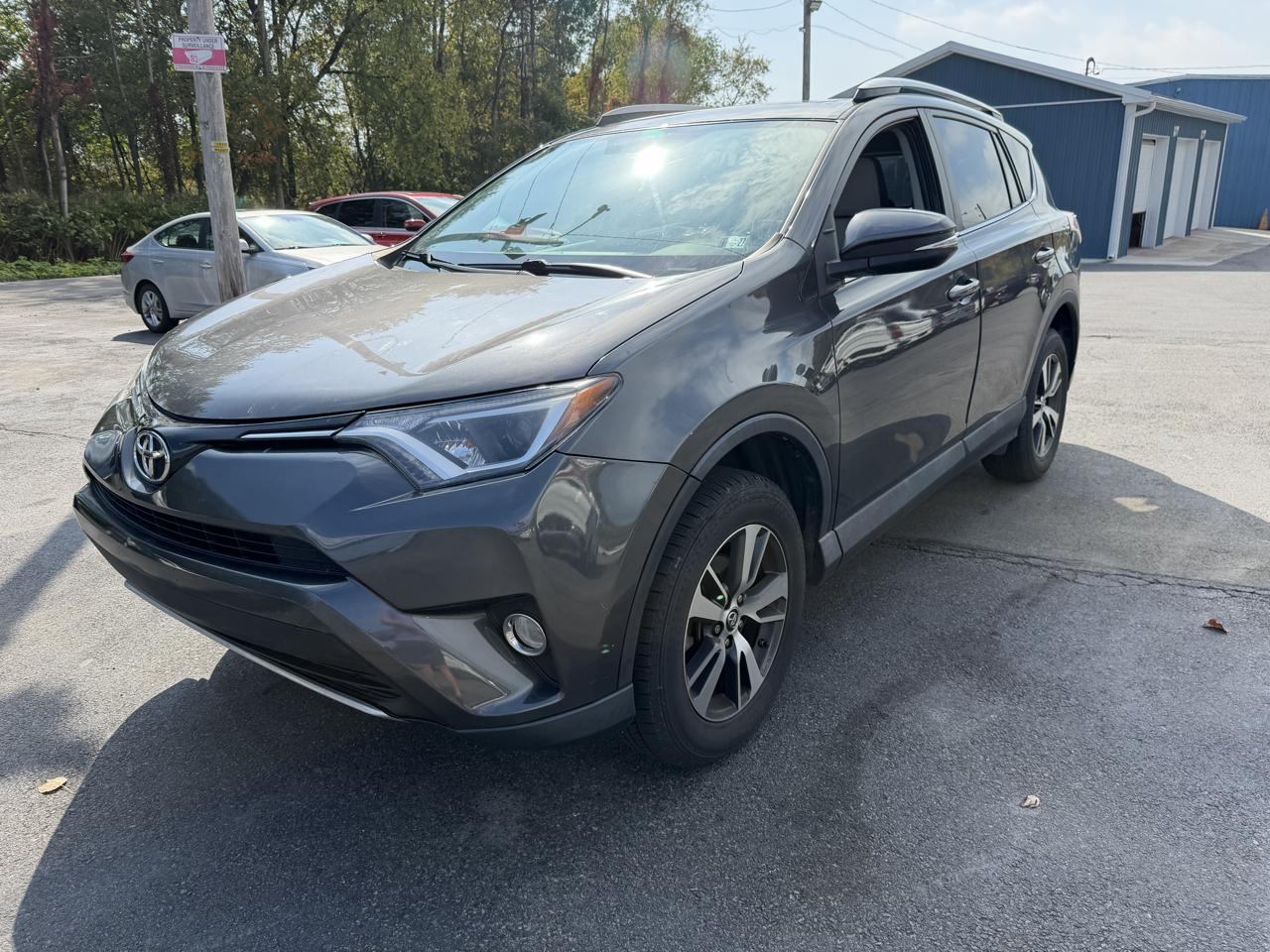 Toyota RAV4 AWD 4dr XLE (Natl) 2016