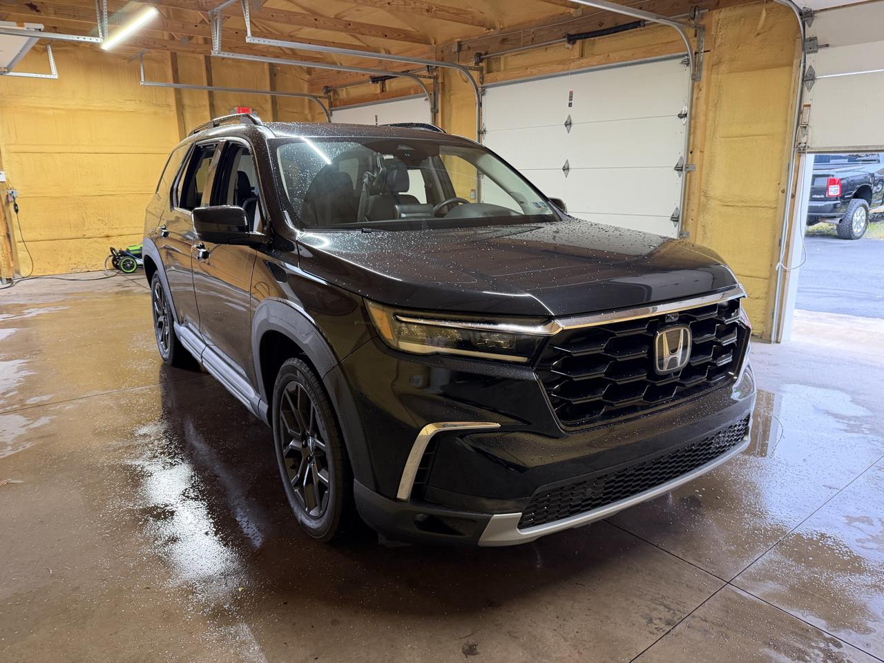 Honda Pilot Elite AWD 2025