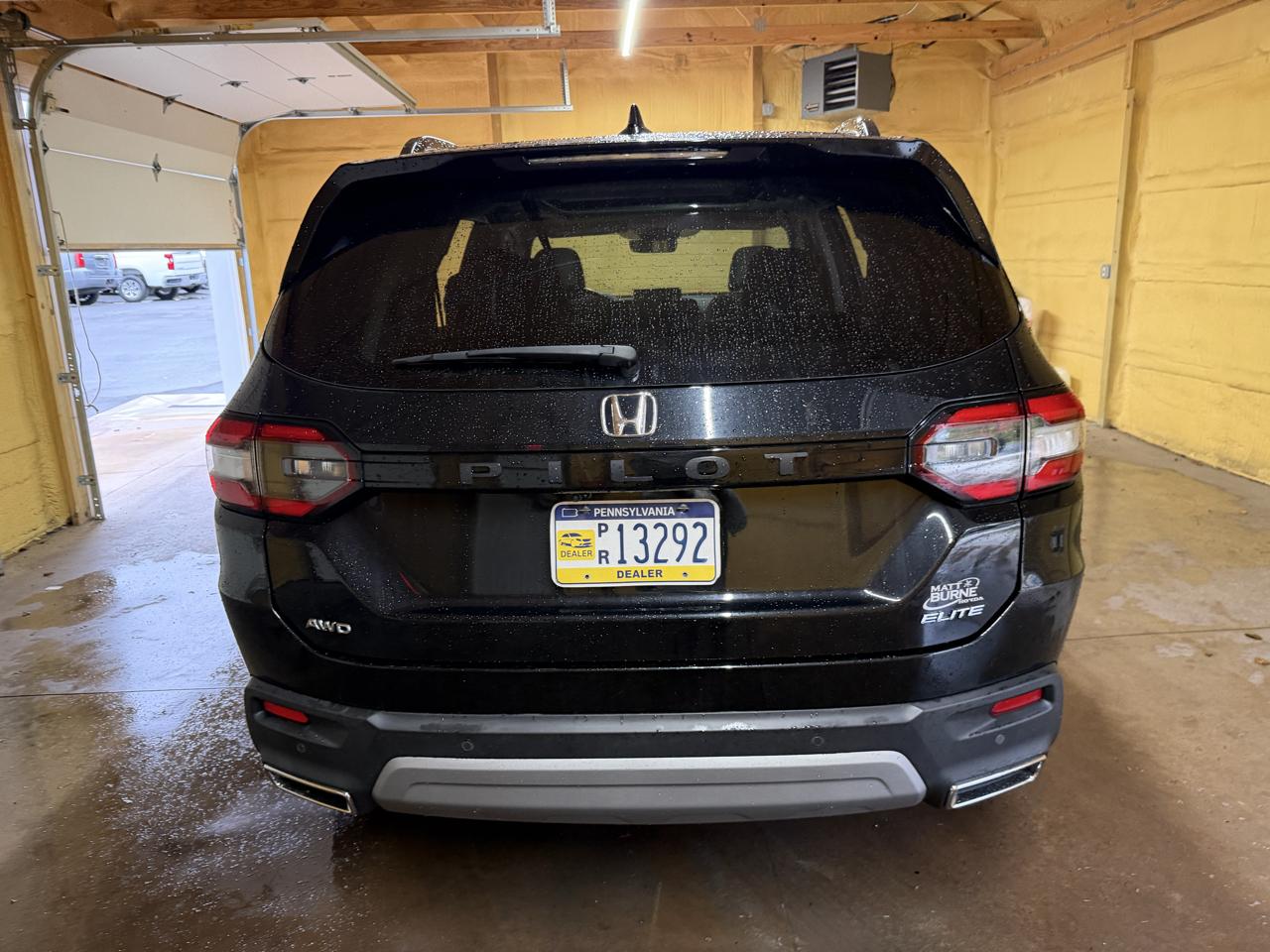 Honda Pilot Elite AWD 2025