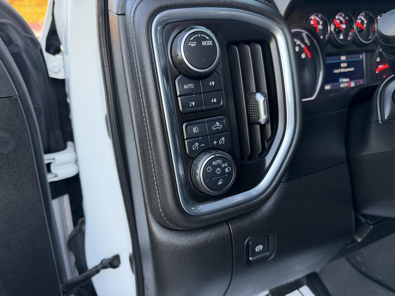 Chevrolet Silverado photo 10