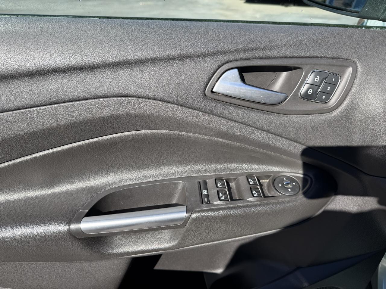 Ford Escape 4WD 4dr Titanium 2013