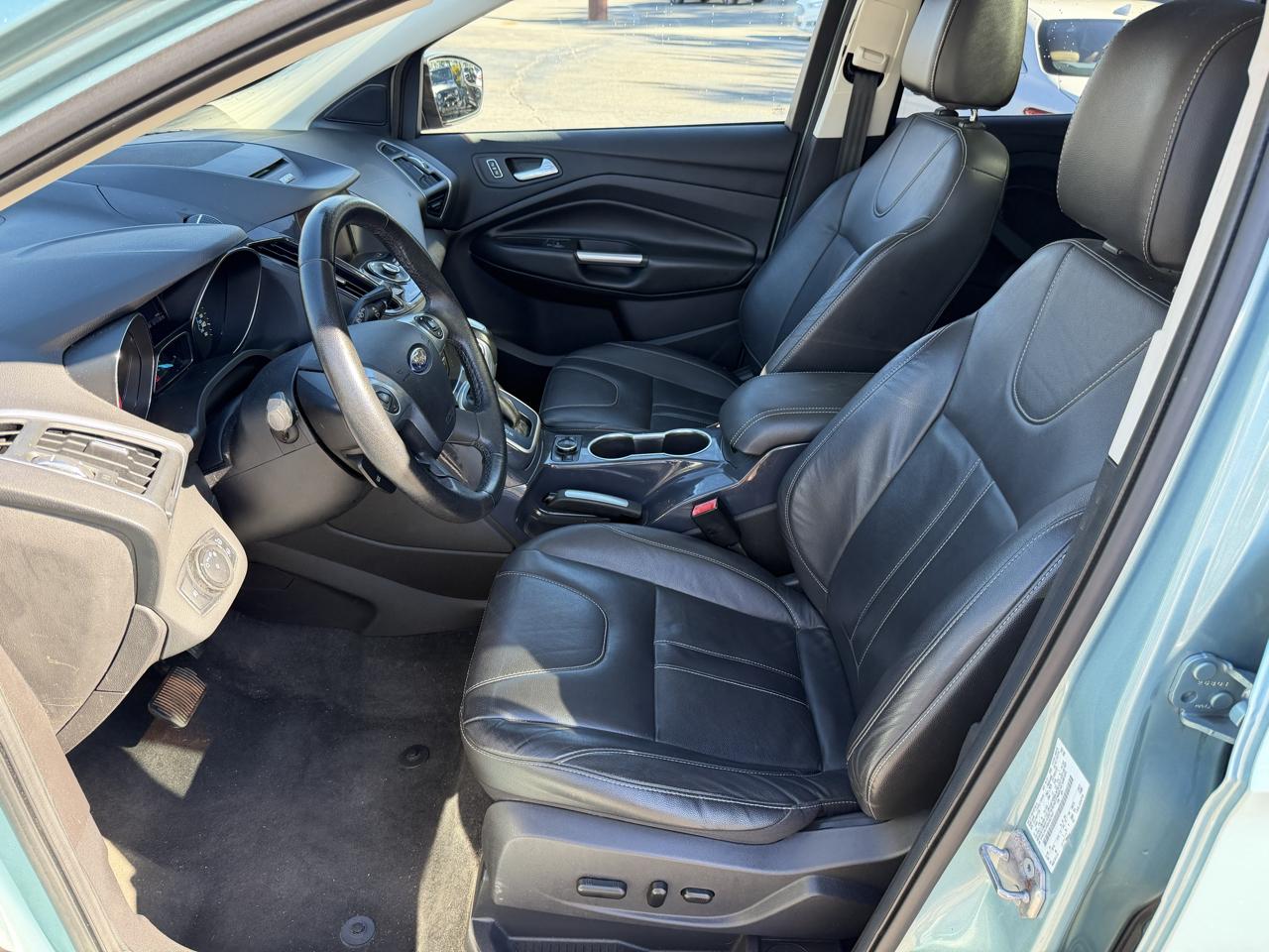 Ford Escape 4WD 4dr Titanium 2013