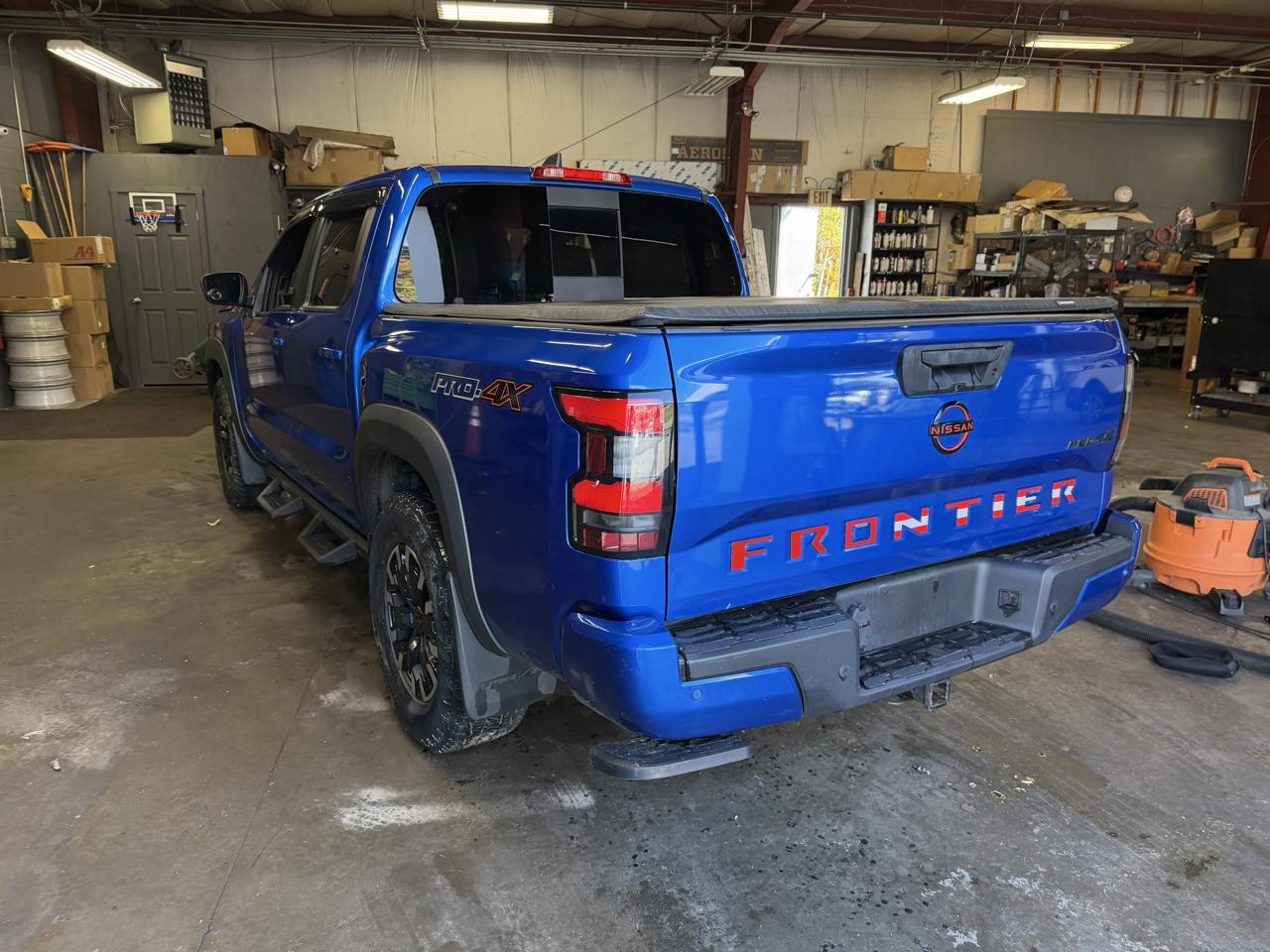 Nissan Frontier Crew Cab 4x4 PRO-4X 2024