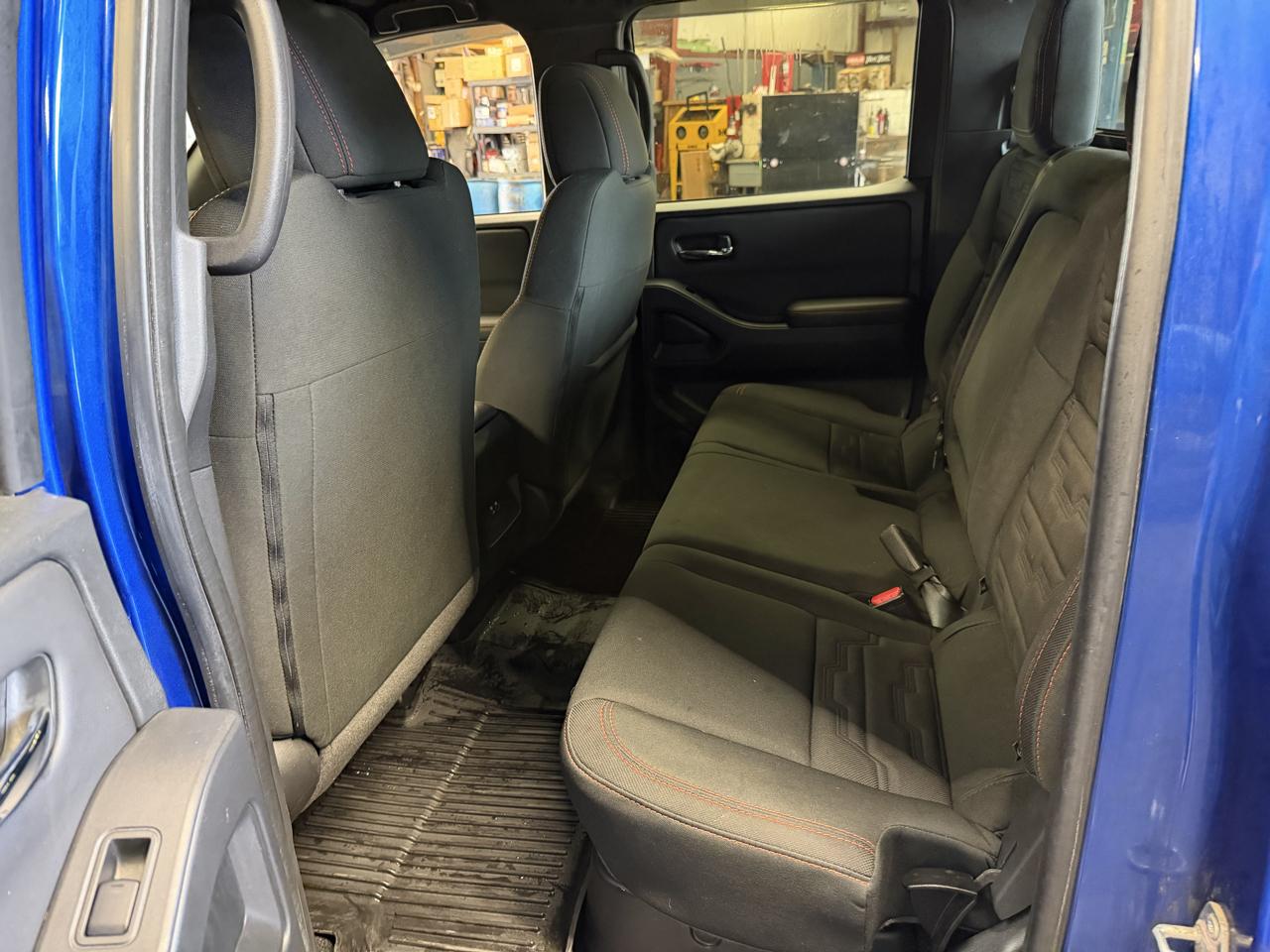 Nissan Frontier Crew Cab 4x4 PRO-4X 2024