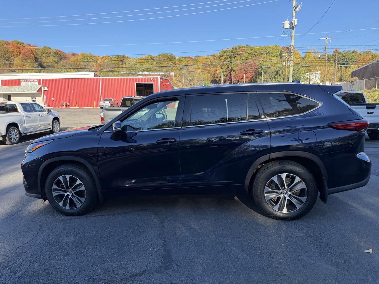 Toyota Highlander XLE AWD (Natl) 2020